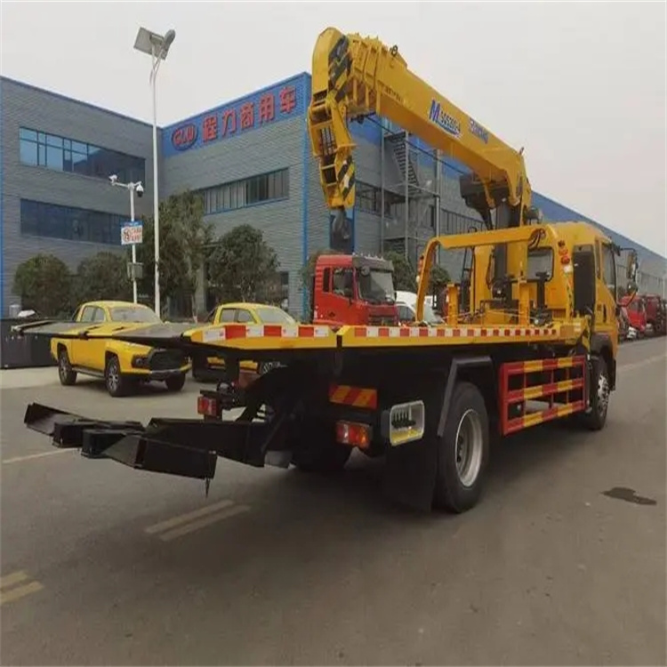 公安附近小随车吊出租电话，轻松解决搬运烦恼